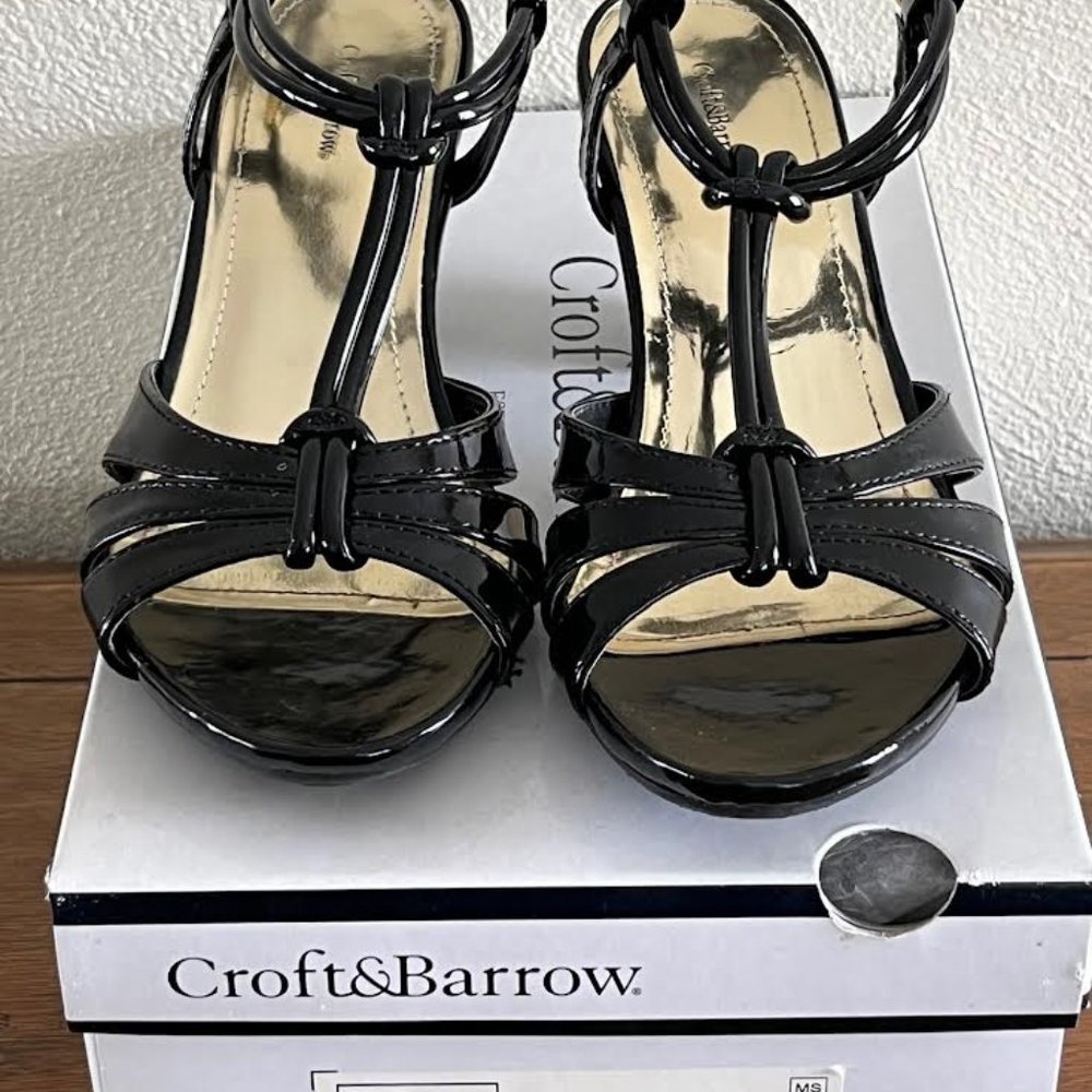 croft & barrow sandals. size 7,  Black